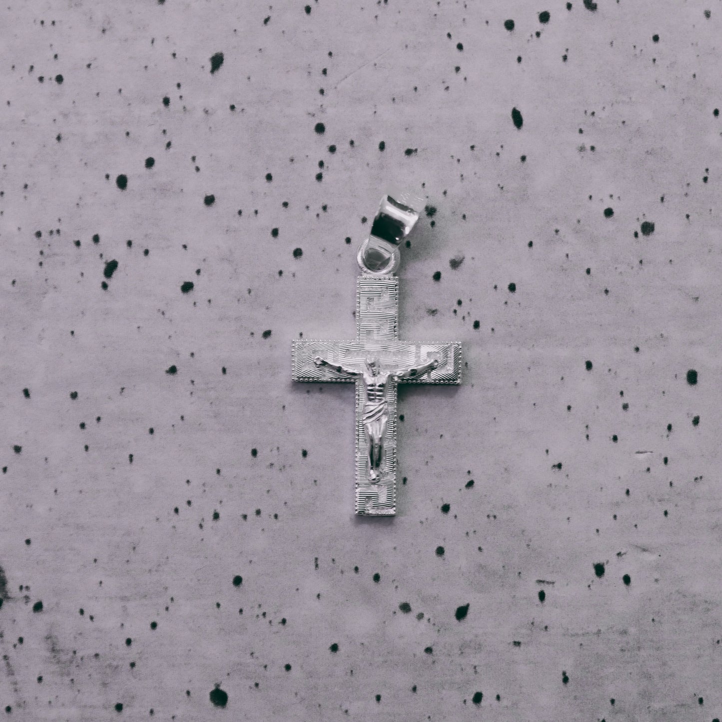 Cruz de Grecas diamantada Con Cristo de Plata 925