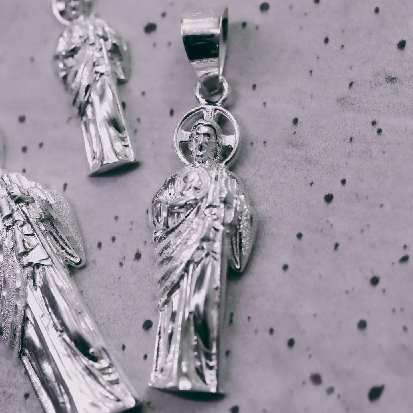 San Judas Corona de Cruz mediano de Plata 926