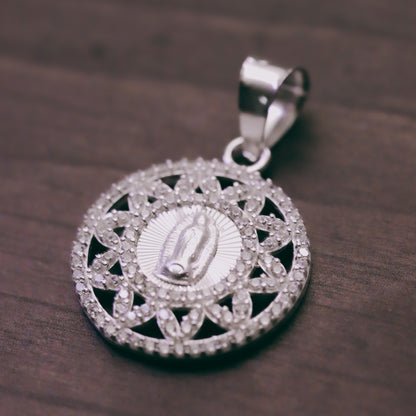 Medalla Estrella de la Virgen de Guadalupe con Piedra de Plata 925